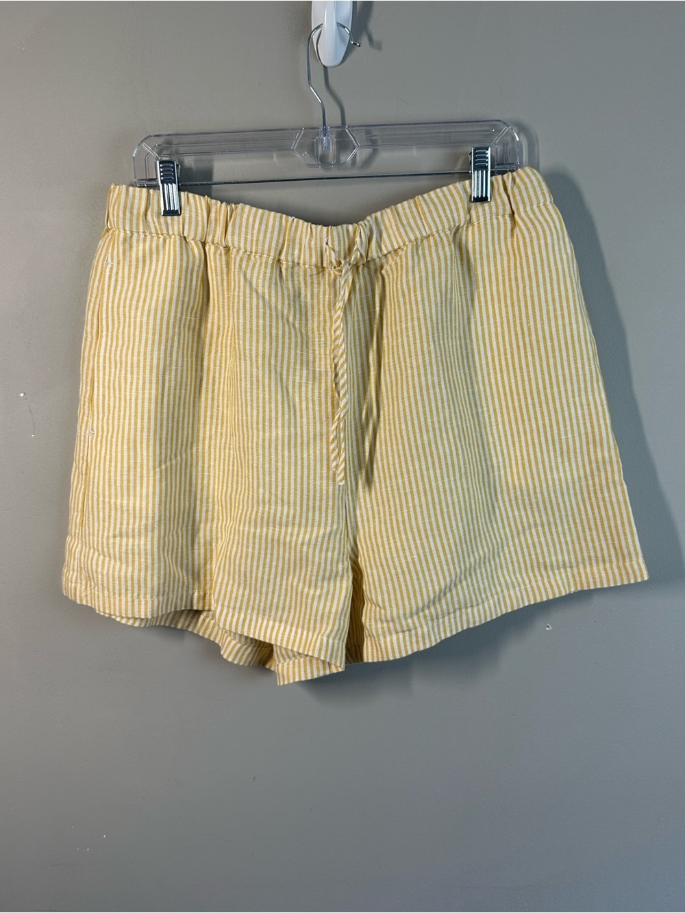 NWT Onia Air Linen Elastic Drawstring Shorts Classic Stripe Size XL Yellow White